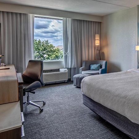 Courtyard By Marriott Dulles Airport Herndon Bagian luar foto